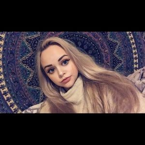 Meet your Posher, Hannah